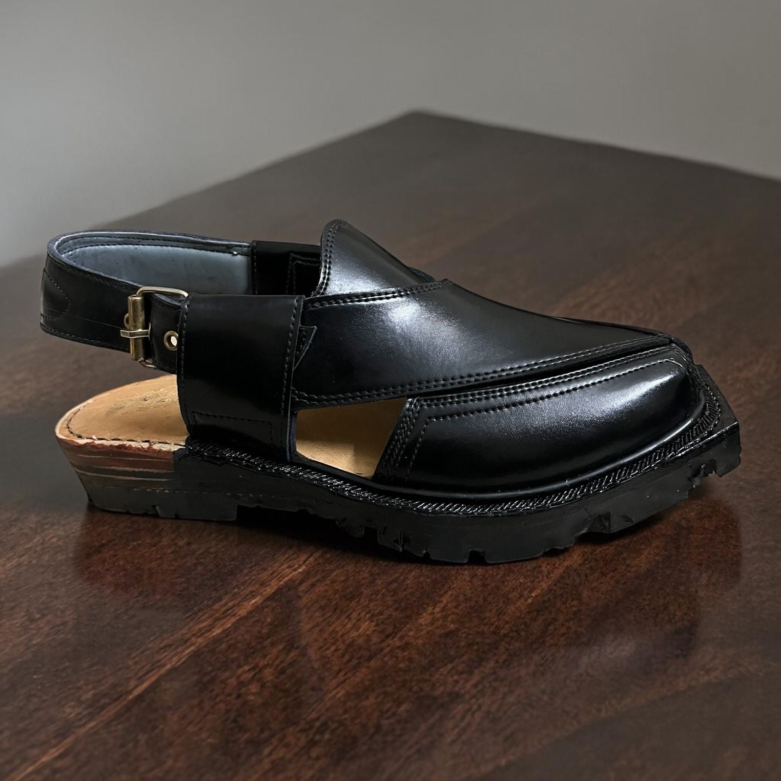 KHAWANS Classic Norozi – Handcrafted Leather Peshawari Chappal