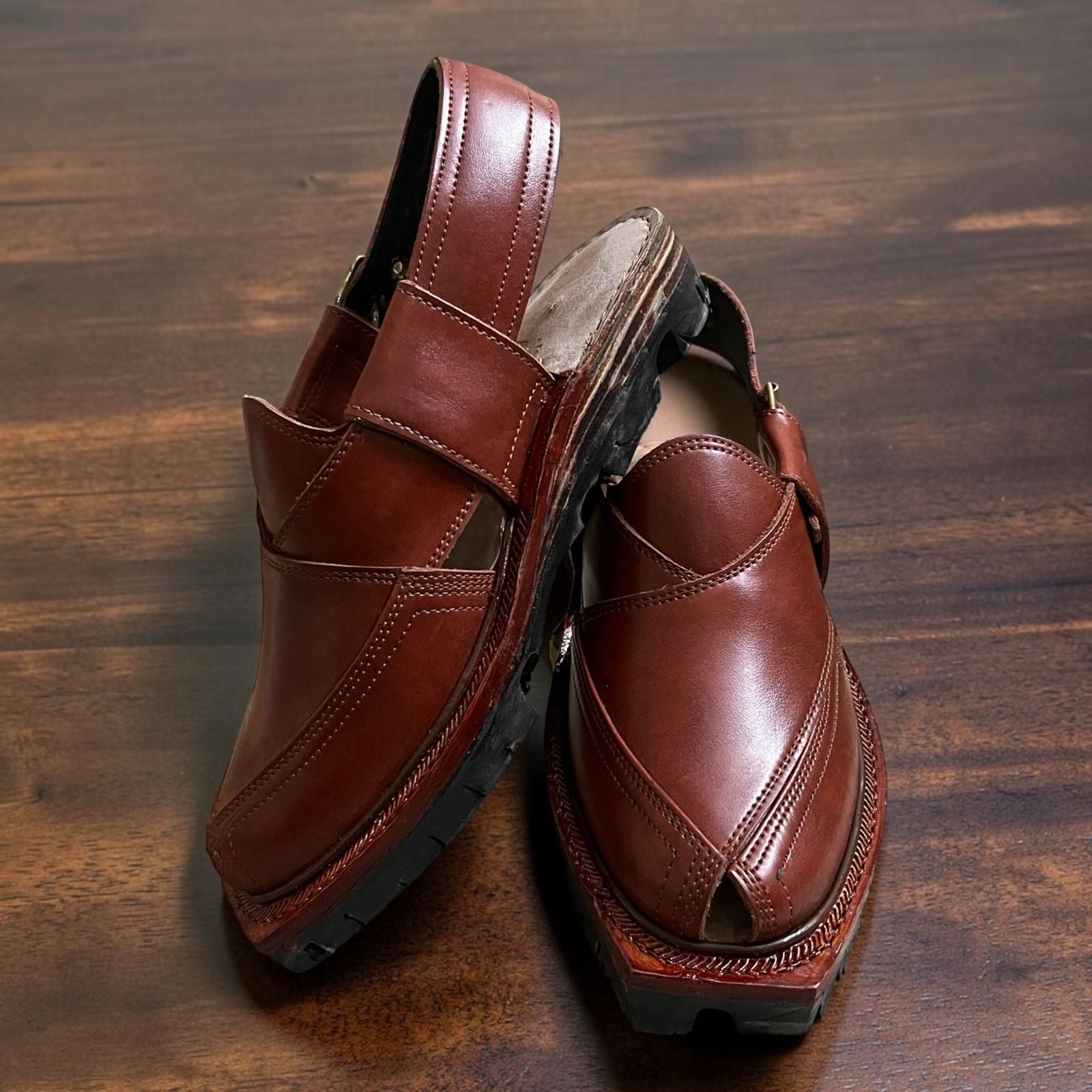 KHAWANS Classic Norozi – Handcrafted Leather Peshawari Chappal